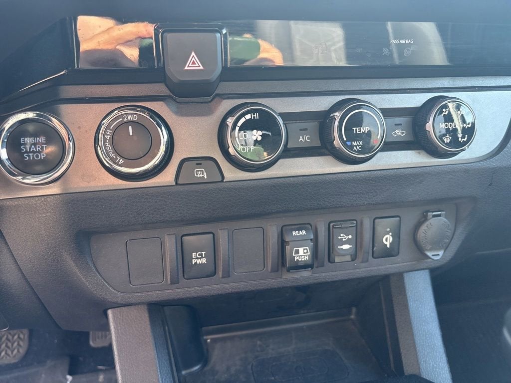 2018 Toyota Tacoma SR