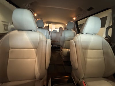 2020 Toyota Sienna XLE