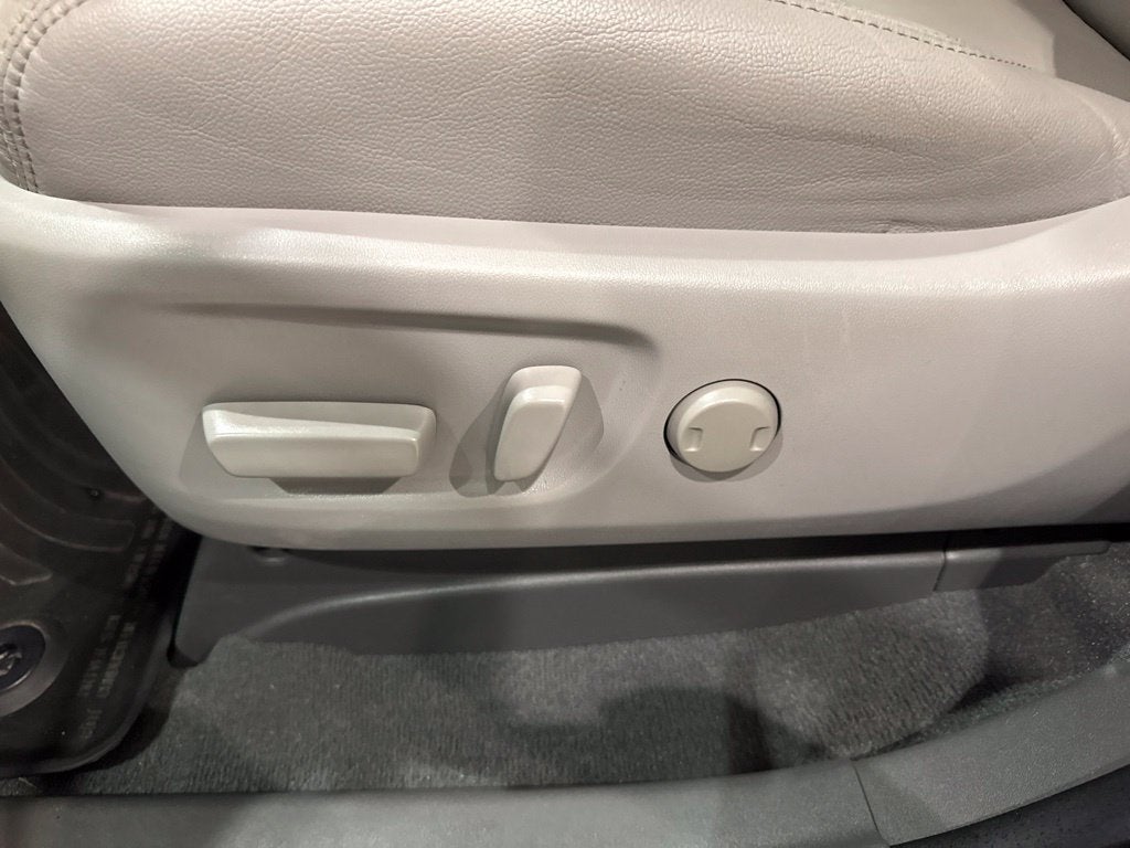 2020 Toyota Sienna XLE