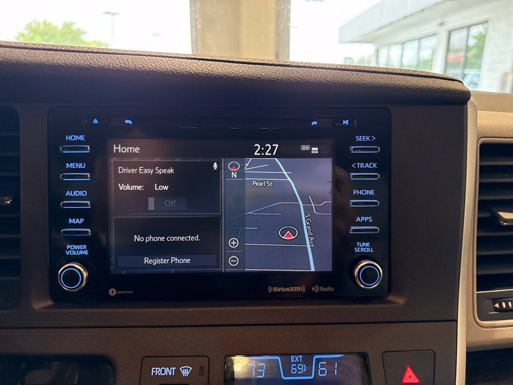 2020 Toyota Sienna XLE