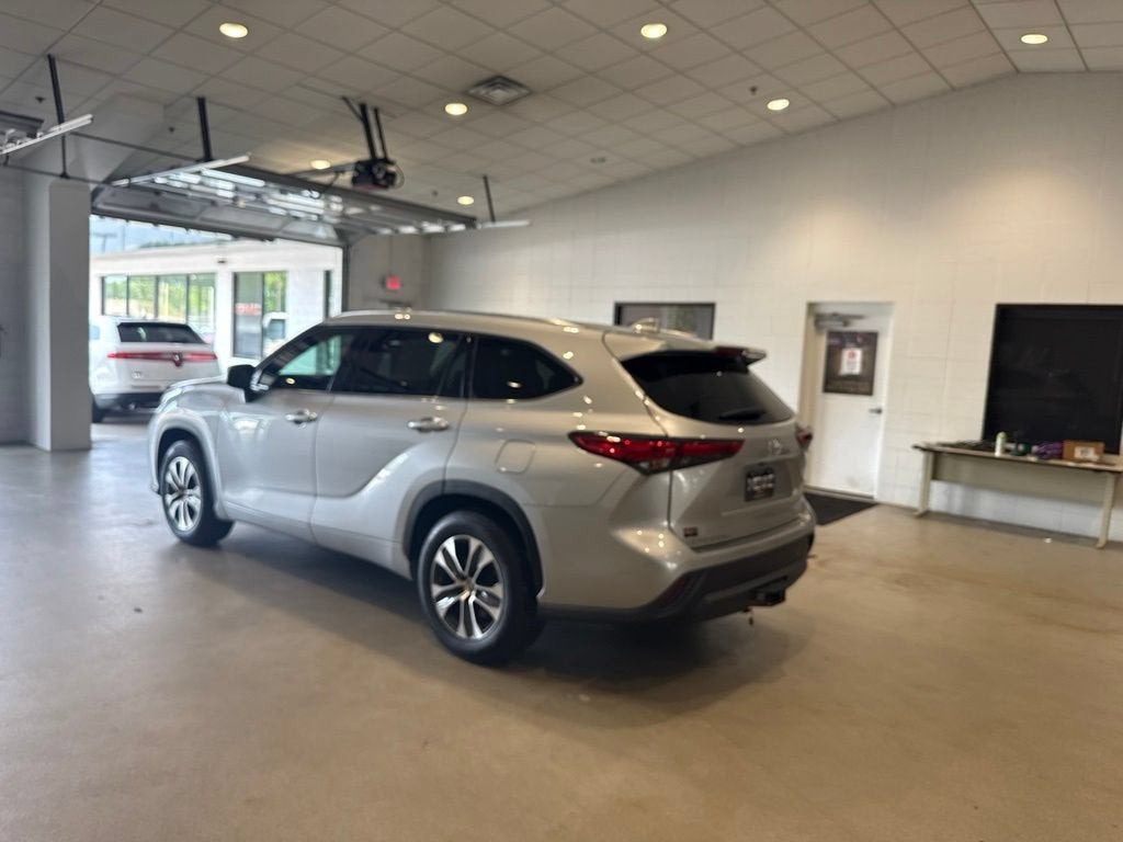 2020 Toyota Highlander XLE