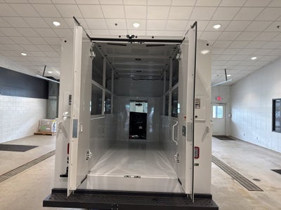 2025 GMC Savana Cutaway 3500 1WT