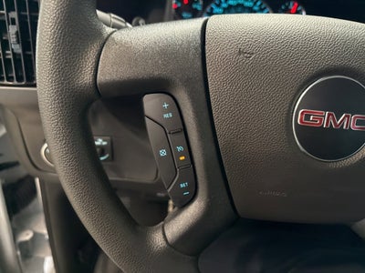 2025 GMC Savana Cutaway 3500 1WT