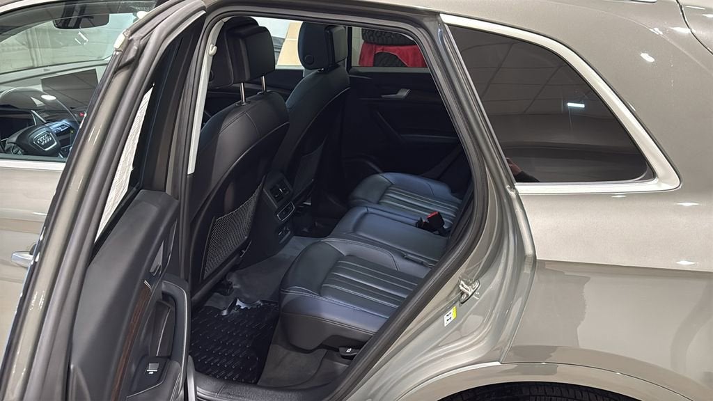 2023 Audi Q5 S line Premium Plus