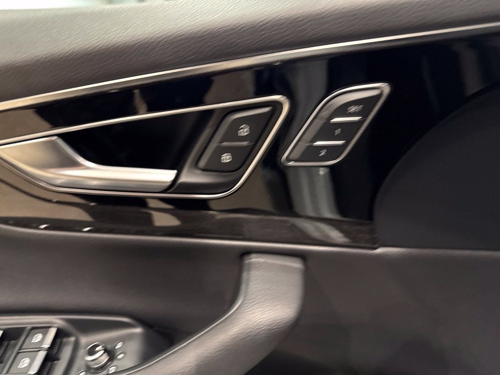 2018 Audi Q7 Prestige